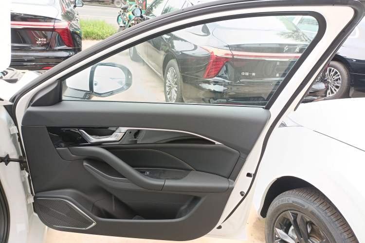 Used Bestune B70 2025 Dragon Edition 1.5T Quality Enjoyment Model
