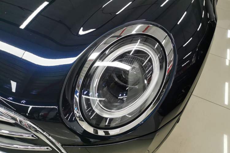 Used  Clubman 2022 1.5T COOPER Connoisseur
