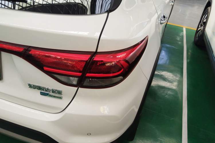 Used Kia KX Cross 2018 1.6L Automatic Dynamic Sunroof Version
