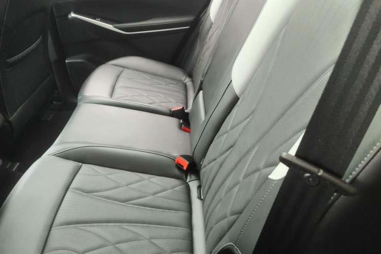 Used Changan CS75 PLUS 2024 3rd Generation Champion Edition 1.5T Intelligent Drive Dynamic Model
