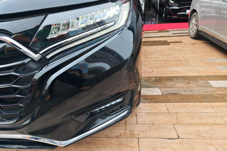 Used Honda UR-V 2020 370TURBO Two-Wheel Drive Luxury Edition
