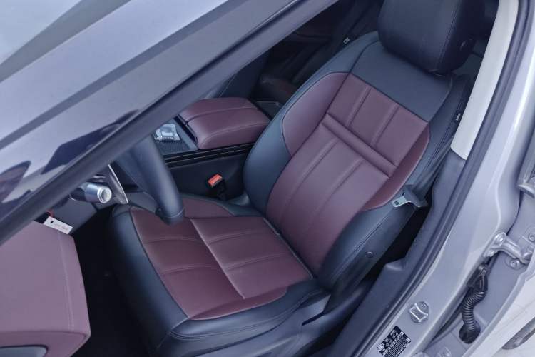 Used Land Rover Range Rover Evoque 2022 Facelifted Aurora L 249 PS R-Dynamic Luxury Edition
