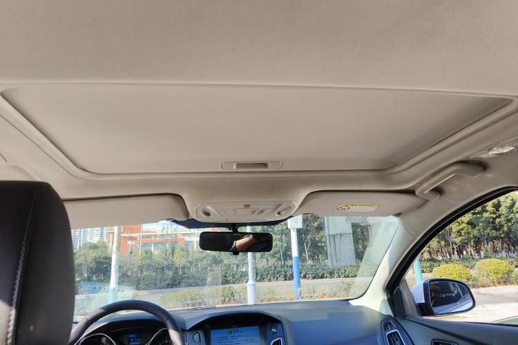 Used Ford Focus 2018 Hatchback Classic 1.6L Automatic Trendy SmartDrive Edition