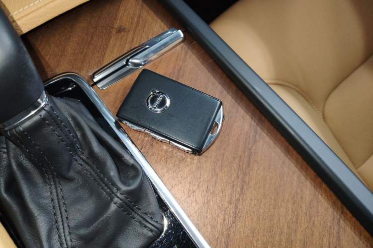 Used Volvo S90 2019 T5 Zhiyi Edition
