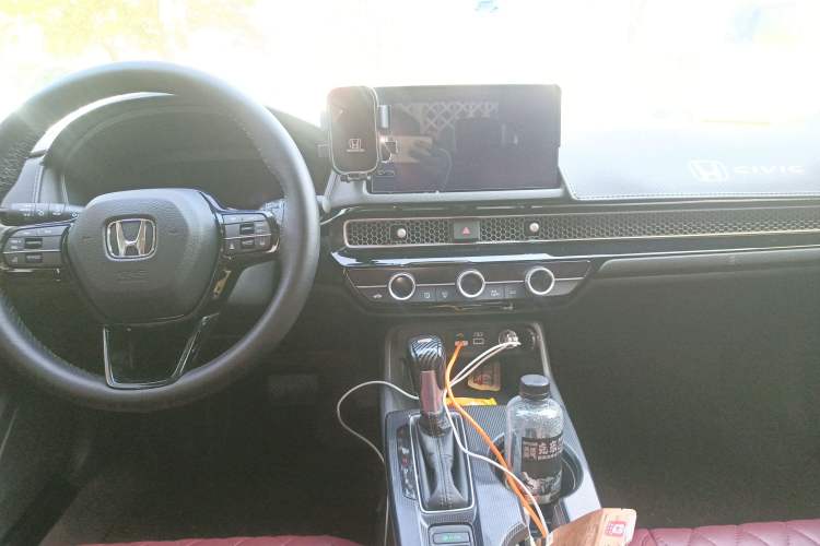 Used Honda Civic 2023 240TURBO CVT Dynamic · Center Stage Special Edition
