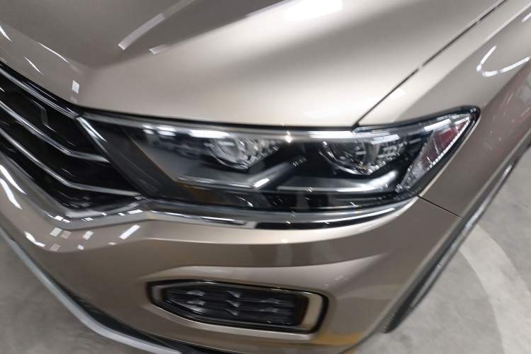 Used Volkswagen T-ROC 2020 280TSI DSG Two-Wheel-Drive Elite Version