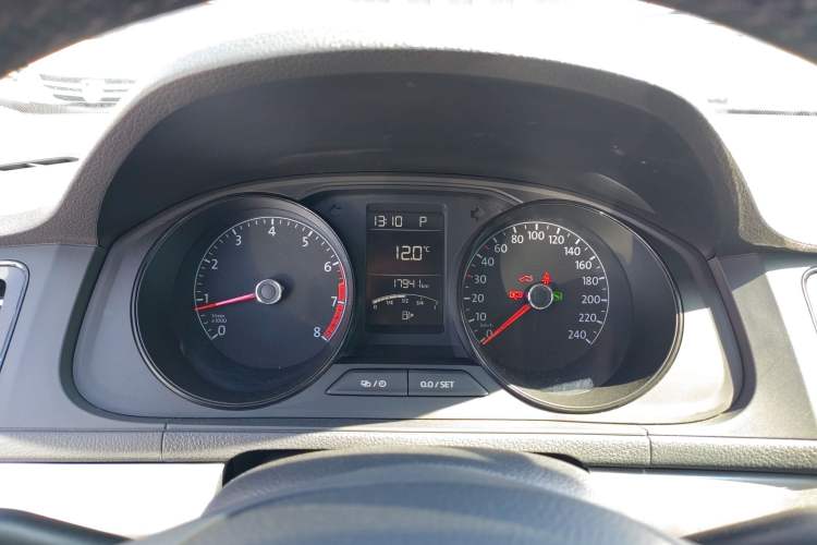 Used Volkswagen Lavida 2019 1.5L Automatic Fashion Edition China VI
