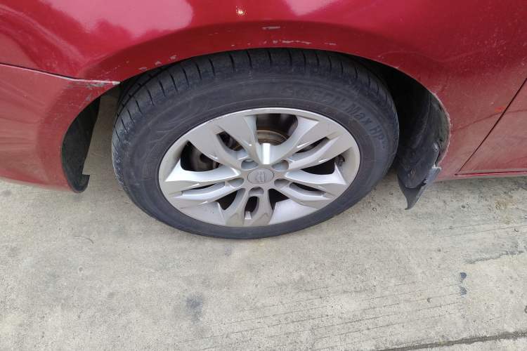 Used Geely Auto Emgrand 2014 Sedan 1.5L Manual Elite Model
