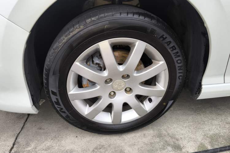 Used Peugeot 308 2014 Enjoy Edition Classic 1.6L Automatic Premium Model
