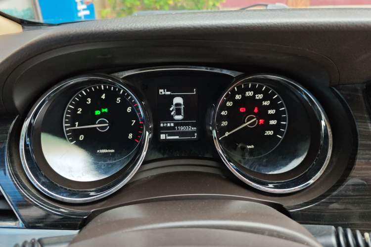 Used Baojun 730 2016 1.5L Manual Comfort Version 7 Seats China V Emission Standard
