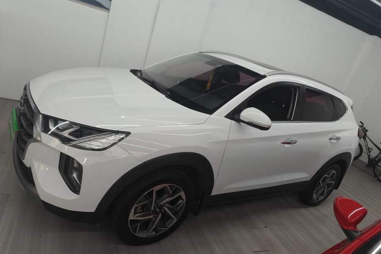 Used Hyundai Tucson 2019 280TGDi Dual-Clutch Two-Wheel Drive Smart Connect Version China VI
