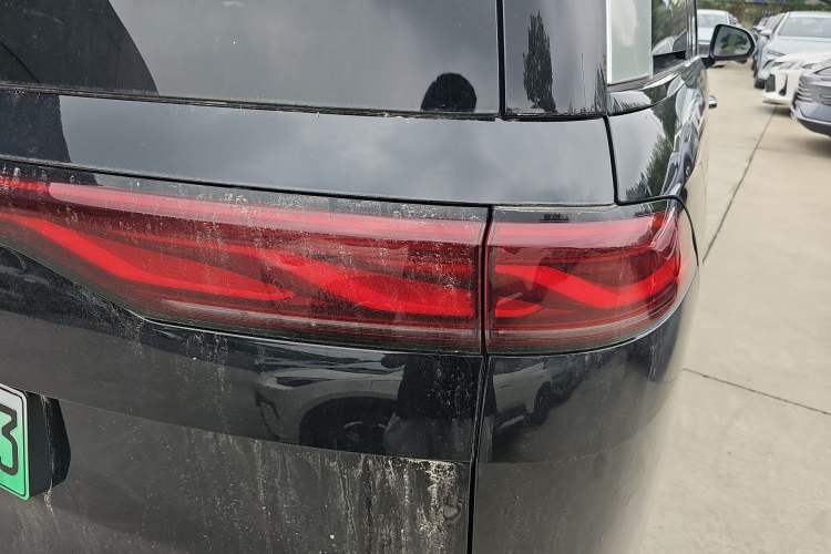 Used BYD Xia 2025 DM-i 1.5T 180km Beyond Edition
