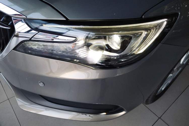 Used Buick GL6 2018 18T 6-Seater Elite Model