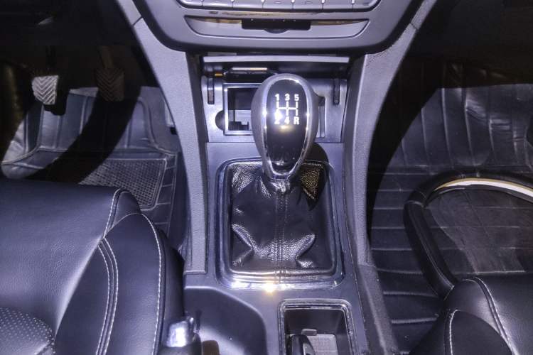 Used Geely Auto Emgrand 2017 Sedan Million Edition 1.5L Manual - Upward Version
