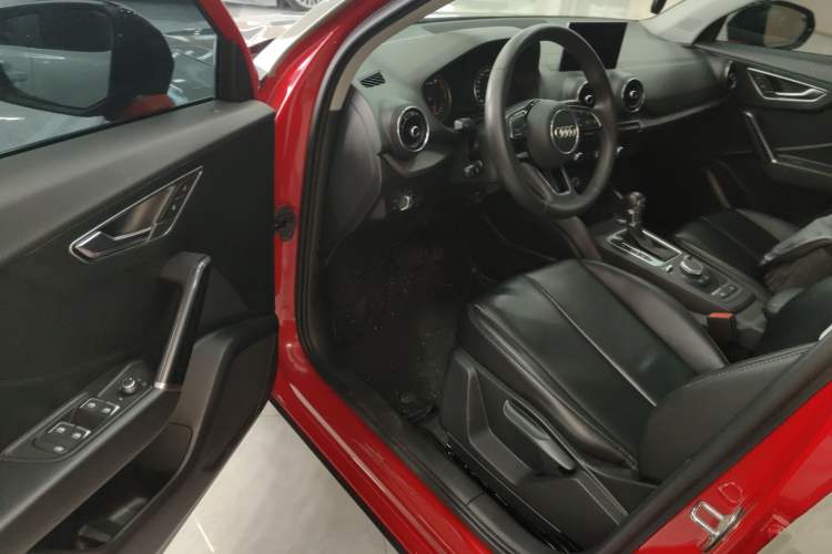 Used Audi Q2L 2018 35 TFSI Launch Exclusive Edition China V
