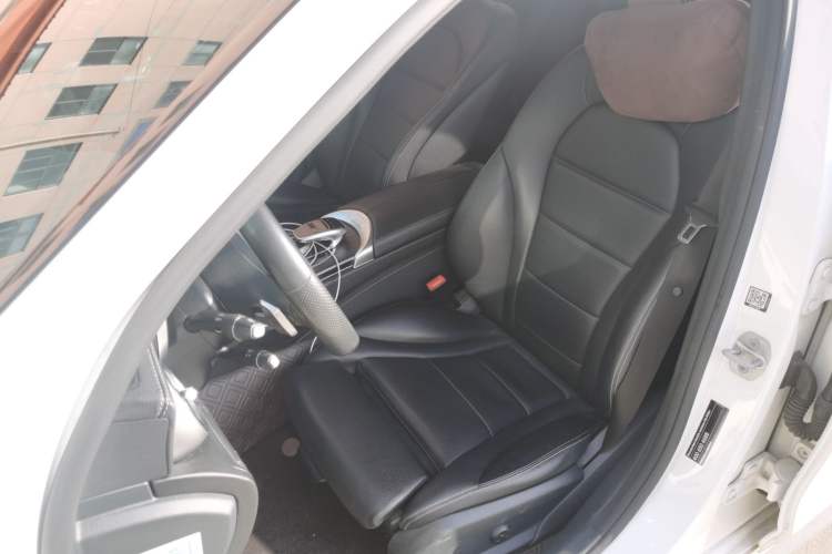 Used Mercedes-Benz C-Class 2015 C 200 station wagon
