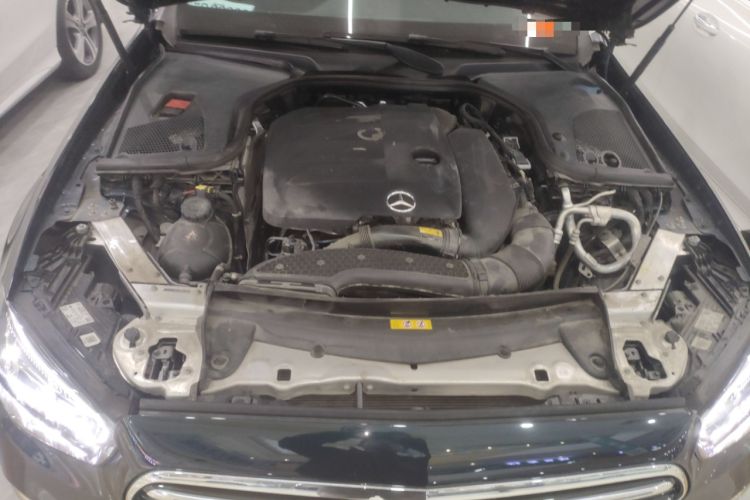 Used Mercedes-Benz E-Class 2023 Facelift E 260 L
