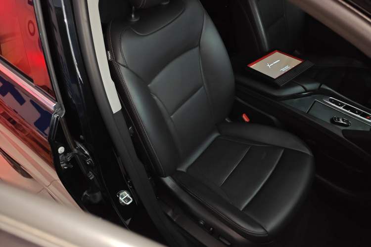 Used Buick Enclave 2020 28T Two-Wheel Drive Prestige Version
