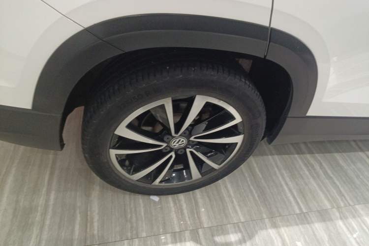 Used Volkswagen Tharu 2020 280TSI Two-Wheel Drive Luxury Plus Version China VI Standard