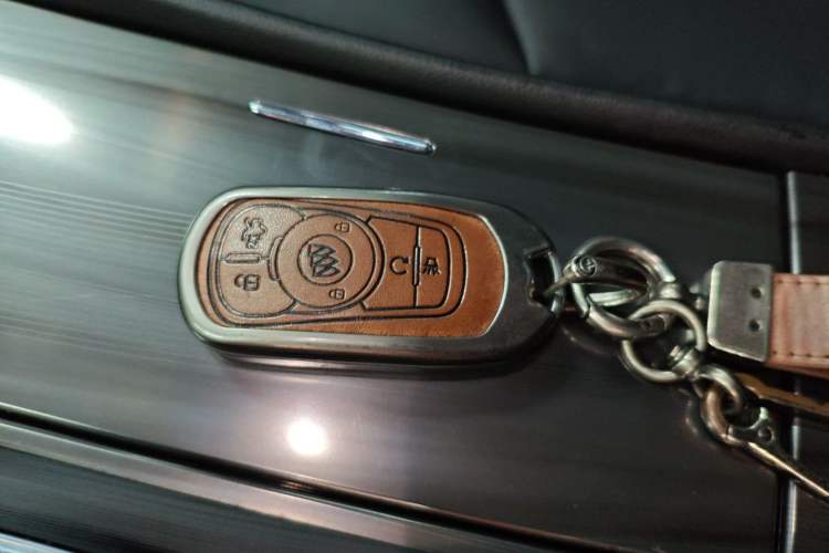 Used Buick LaCrosse 2021 552T Luxury Version