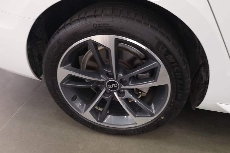 Used Audi A4L 2023 40 TFSI Fashion Dynamic Model