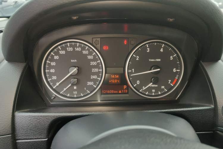 Used BMW X1 2014 sDrive18i Fashion Model
