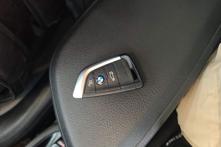 Used BMW X1 2018 sDrive20Li Leading Model
