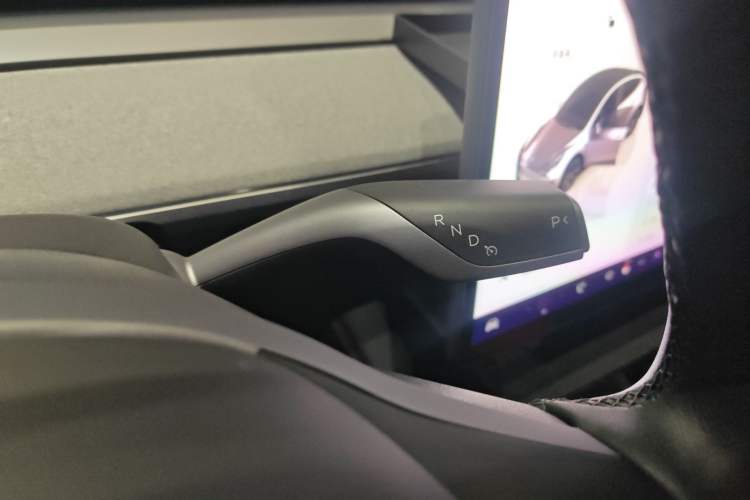 Used Tesla Model Y 2024 Rear-Wheel-Drive Version