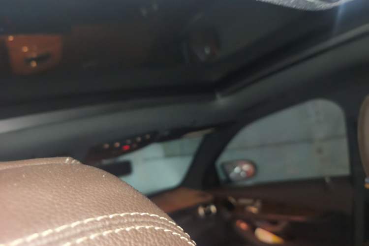 Used Mercedes-Benz GLC 2020 Facelift GLC 260 L 4MATIC Luxury Edition
