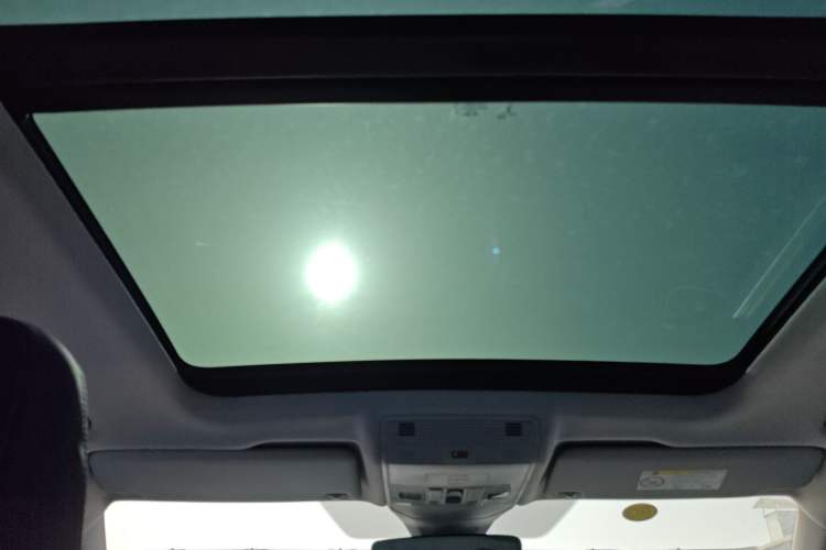 Used Volkswagen Tharu 2025 NewRui 300TSI Prestige Edition
