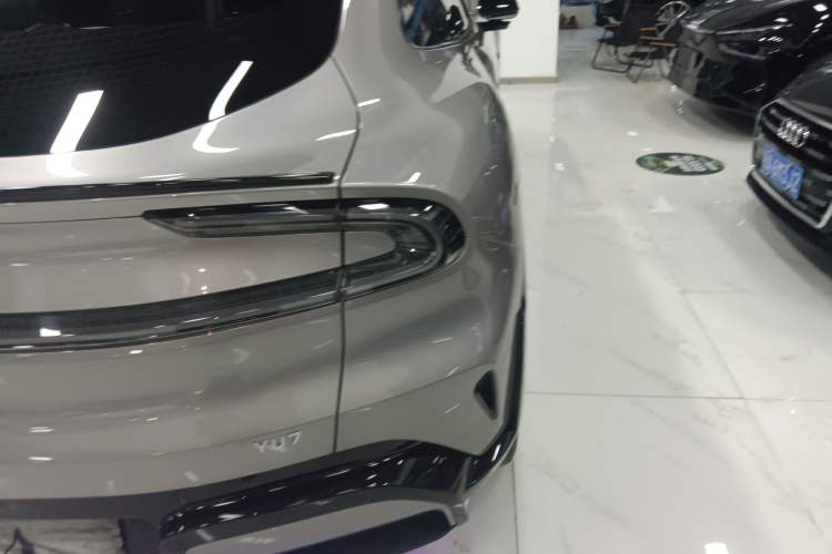 Used  YU7 2025 Ultra-Long Range Rear-Wheel Drive Version
