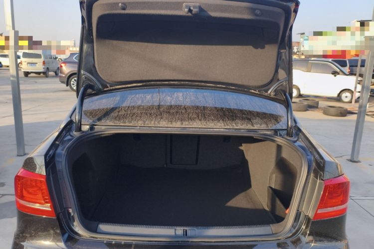 Used Volkswagen Magotan 2013 1.8TSI Luxury Model
