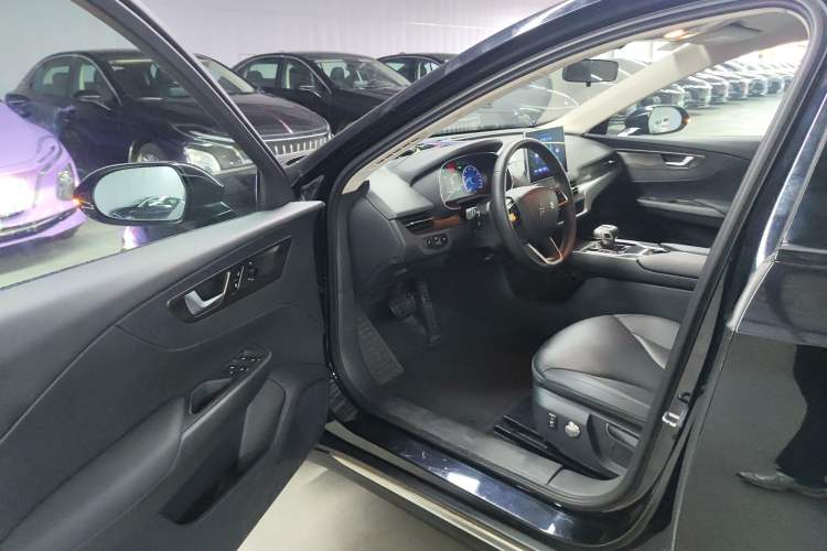 Used Hongqi E-QM5 2021 Charging Flagship Edition
