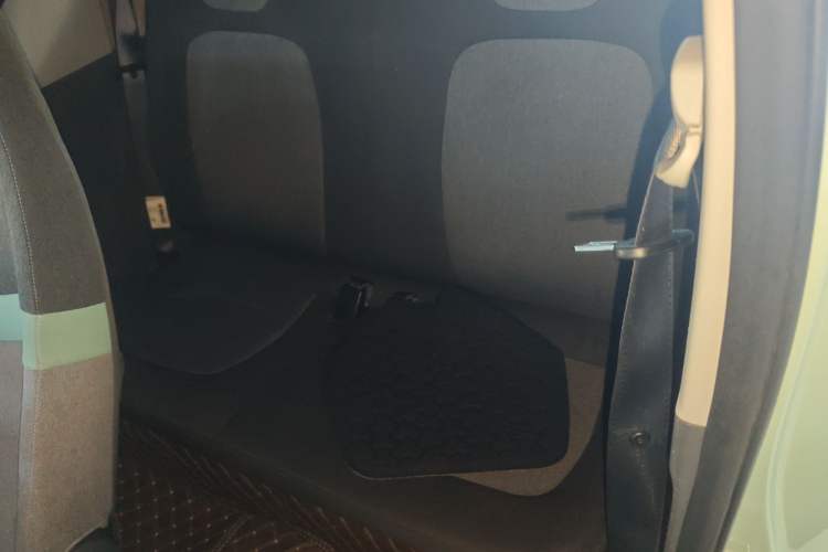 Used Wuling Hongguang MINIEV 2022 Macaron Premium Model – Lithium Iron Phosphate