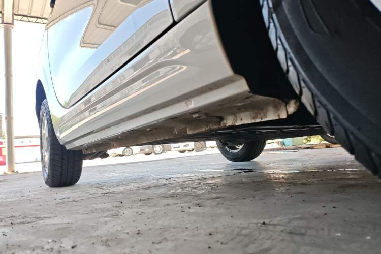 Used Roewe Clever 2021 302 km New Four-Seater Super-Efficient Version
