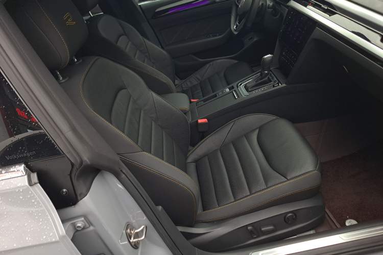 Used Volkswagen FAW-Volkswagen CC 2024 380TSI Striking Edition
