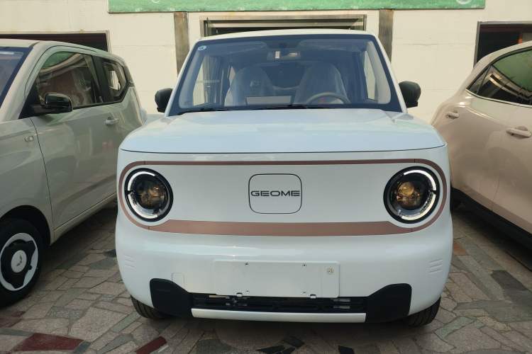 Used Geely Galaxy Panda 2025 210 km – Yuanqi Bear