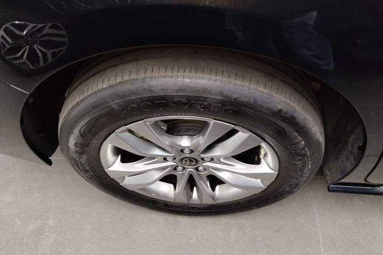 Used Toyota Sienna 2021 2.5L Hybrid Ultimate Edition