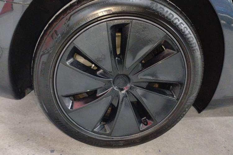 Used Tesla Model 3 2025 Rear-Wheel-Drive Version