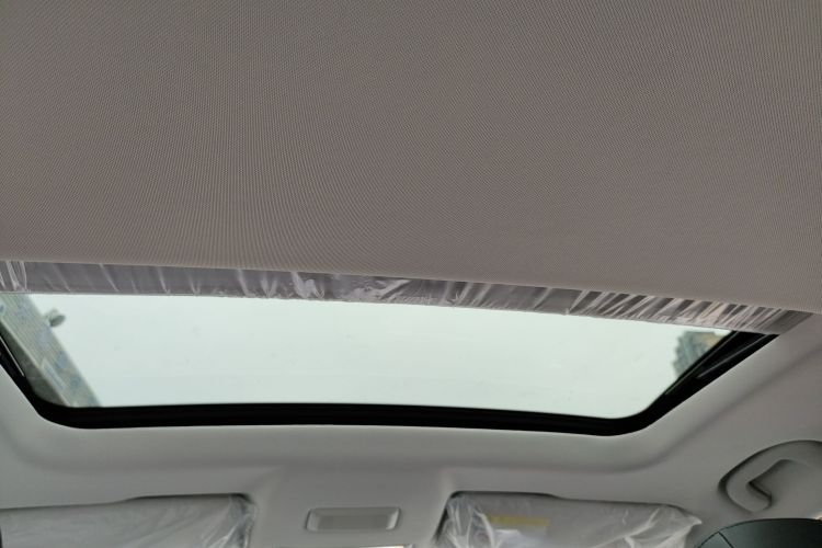 Used Roewe i5 2023 1.5L CVT Luxury Edition
