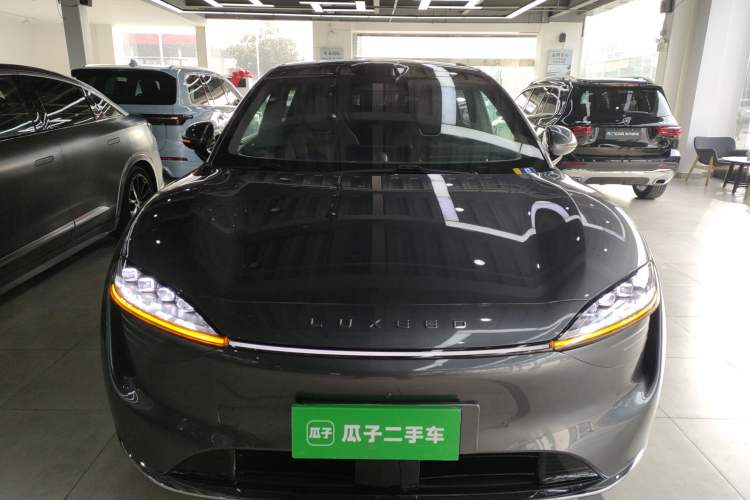 Used Hima Luxeed R7 2025 Range-Extended Version 251 km Max