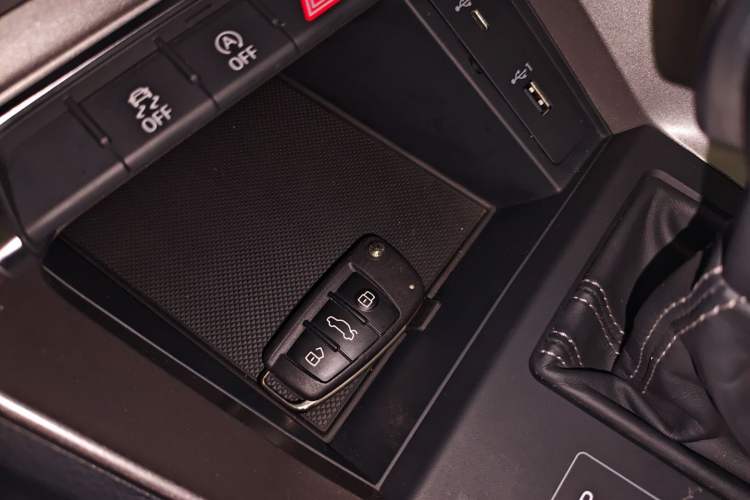 Used Audi Q3 2020 35 TFSI Fashion Dynamic Model
