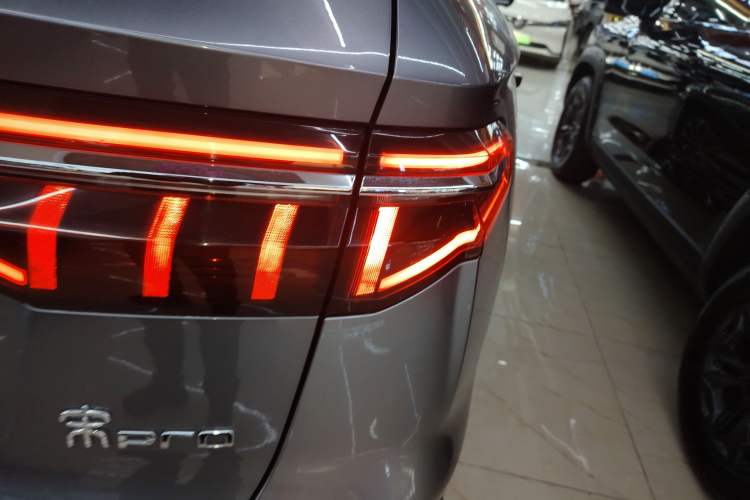 Used BYD Song Pro New Energy 2022 DM-i 110km Flagship Pro Model
