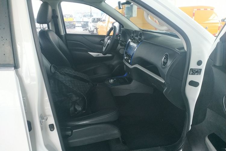 Used Dongfeng Ruichi 6 2020 EV model
