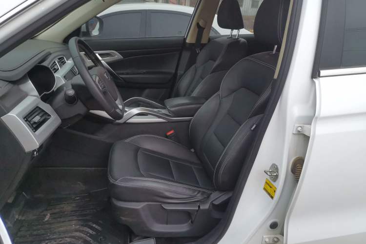 Used Geely Auto Emgrand X7 Sport 2016 1.8TD Automatic Smart Connectivity Version
