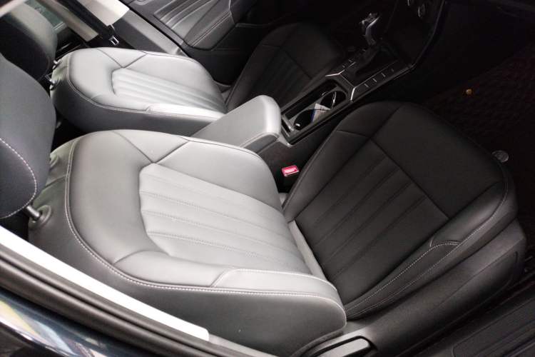 Used Volkswagen Passat 2023 280TSI Business Edition
