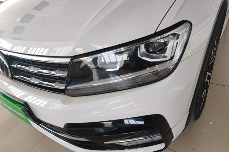 Used Volkswagen Tiguan L 2021 330TSI Automatic Two-Wheel Drive R-Line Enhanced Edition