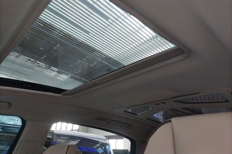 Used Buick GL8 2018 ES 28T Comfort Model China VI Standard
