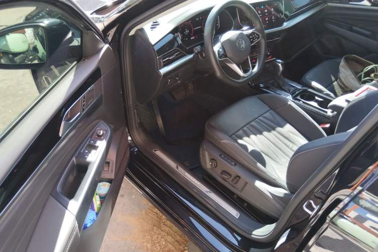 TDK.VehicleDetails.img