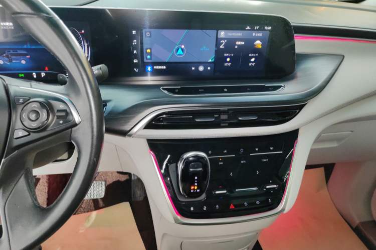 Used Buick GL8 2023 ES Lu Zun Deluxe and Yue Edition
